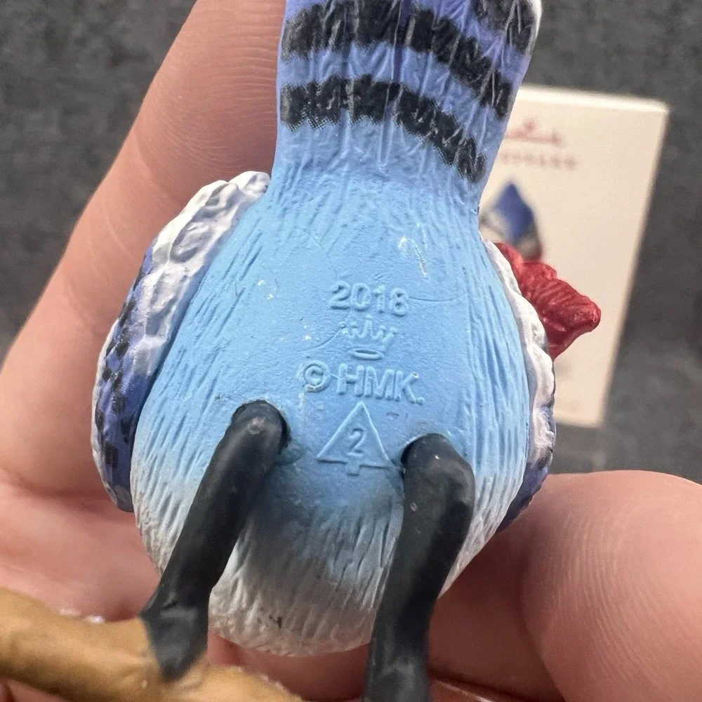 2018 Hallmark Keepsake Ornament Cozy Critters #2 Blue Jay New QX9433